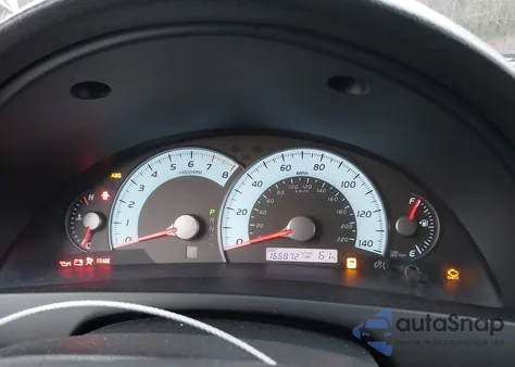 2010 Toyota Camry Se z USA, uszkodzony, nr VIN 4T1BF3EK9AU516575